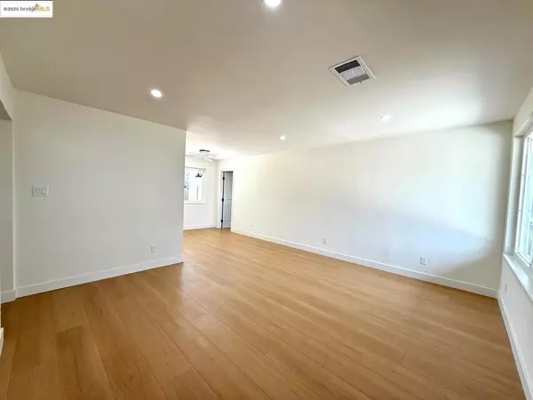 Pittsburg, CA 94565,45 Alvarado Ave