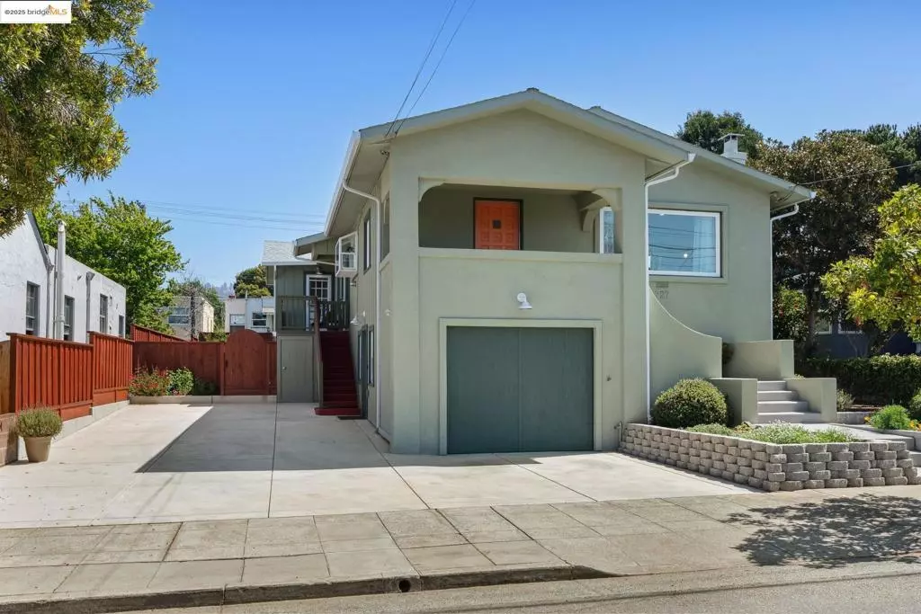 Albany, CA 94706,727 Cornell Ave