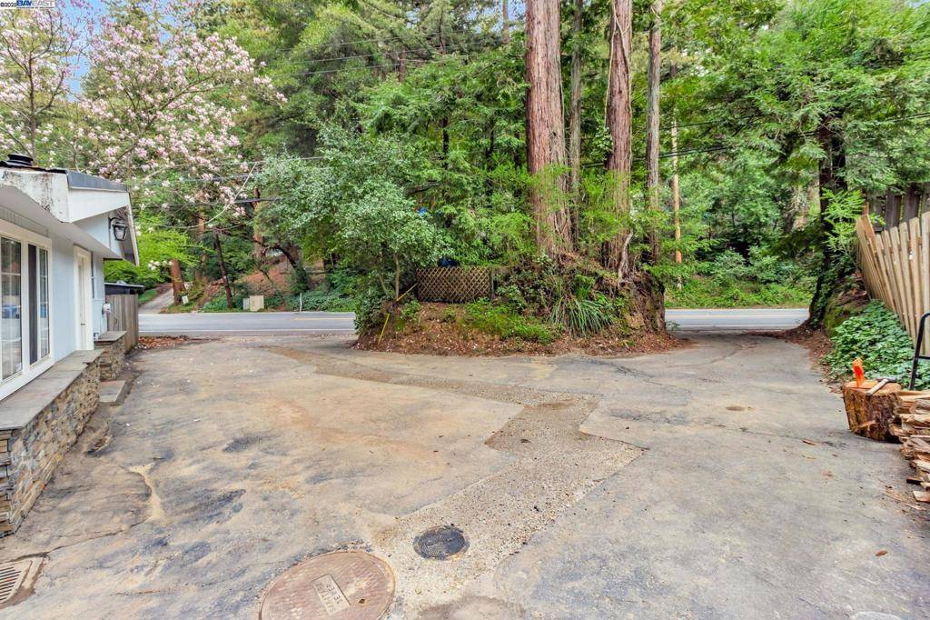Boulder Creek, CA 95006,17835 Highway 9