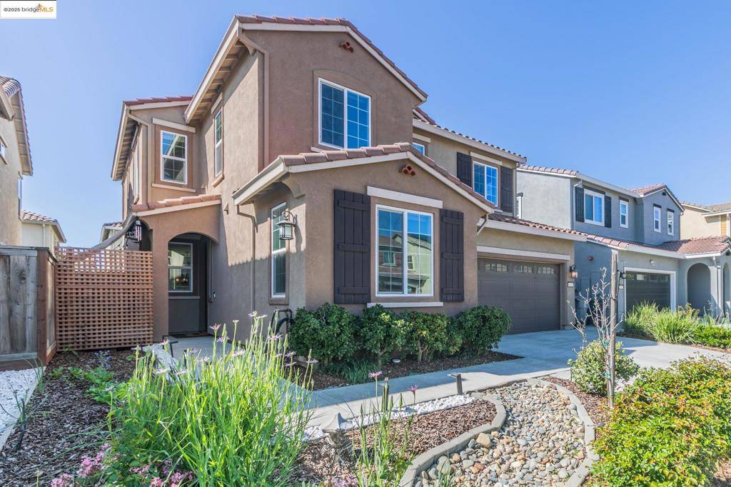 173 Kodiak Dr, Vacaville, CA 95687