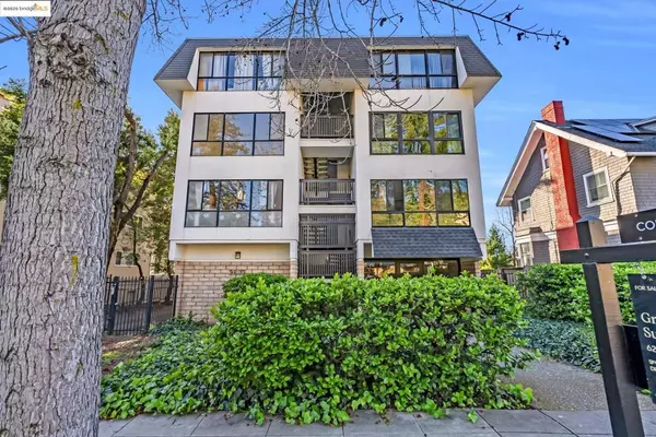 Berkeley, CA 94704,2632 warring st #12