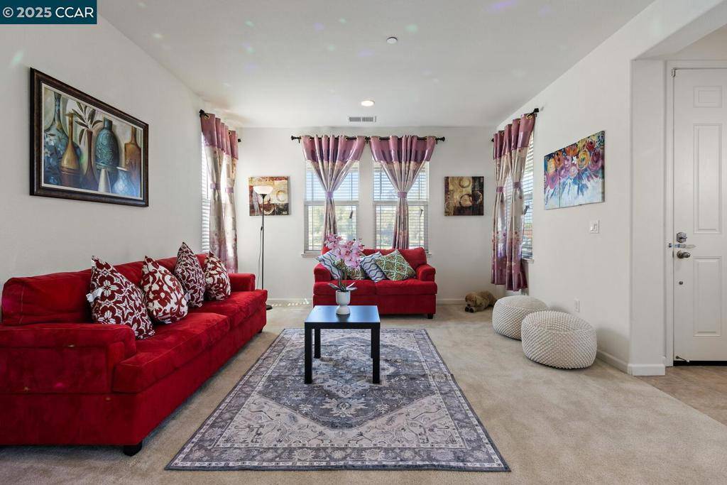 Antioch, CA 94509,2991 Serra Ct