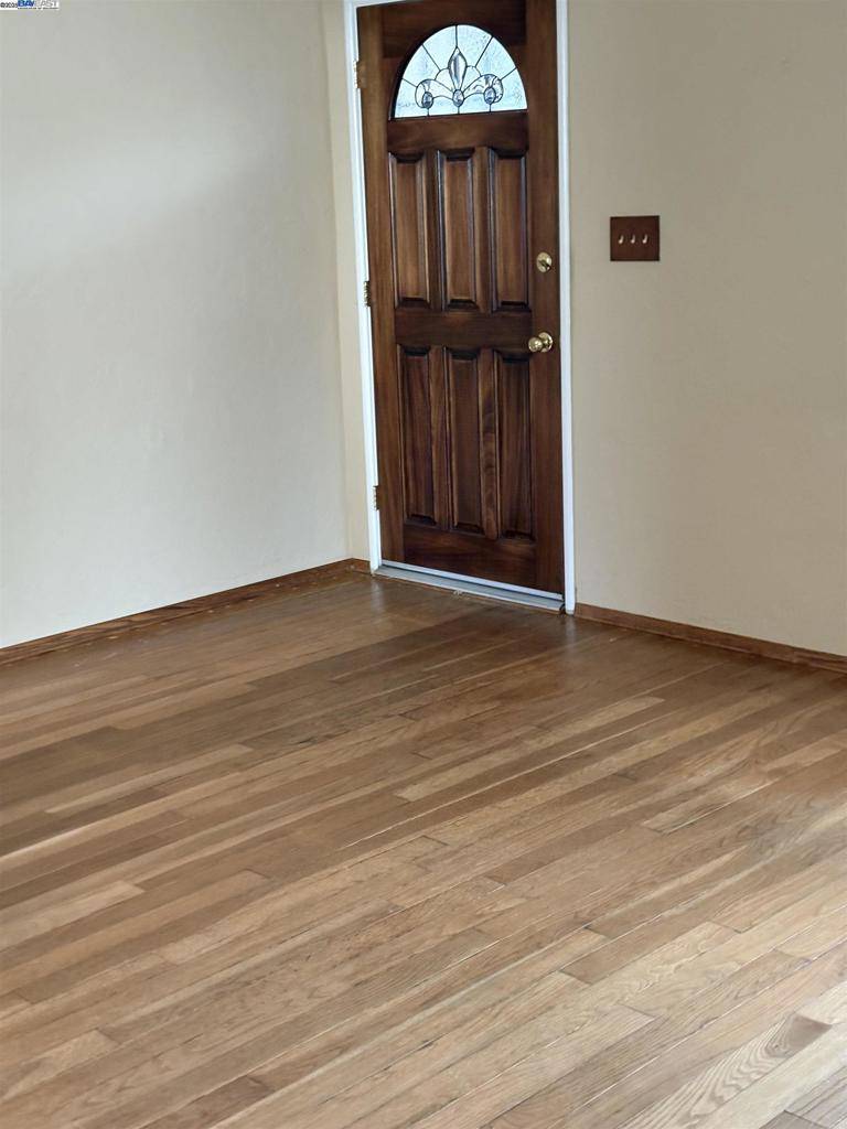 Hayward, CA 94541,21393 Birch St