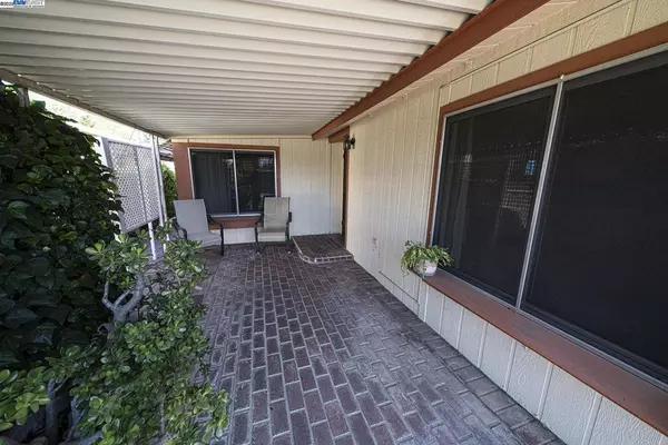 Citrus Heights, CA 95621,6105 Meiggs Court
