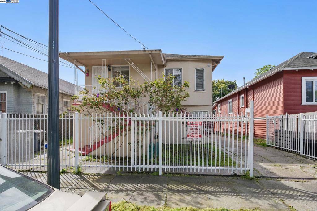 Berkeley, CA 94702,1420 Alcatraz Ave