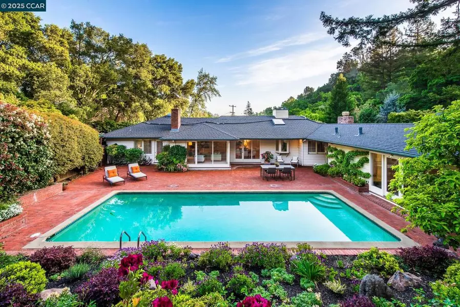 1226 Monticello Rd, Lafayette, CA 94549