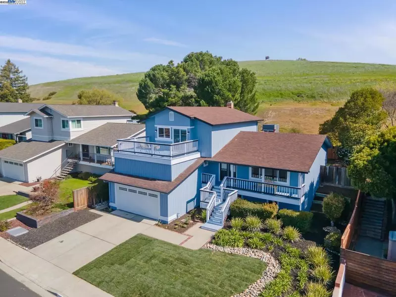 7267 Quartz Cir, Dublin, CA 94568