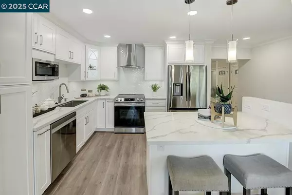 Walnut Creek, CA 94595,1459 Rockledge Ln #4