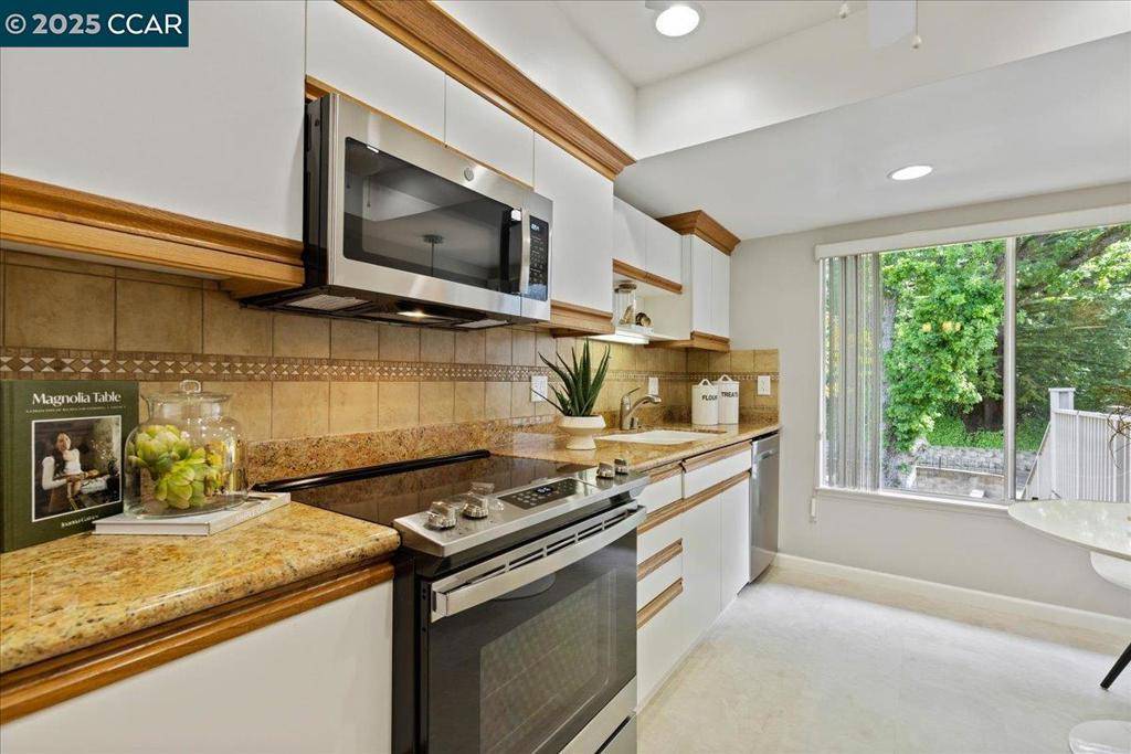 Walnut Creek, CA 94595,2055 Cactus Ct #3
