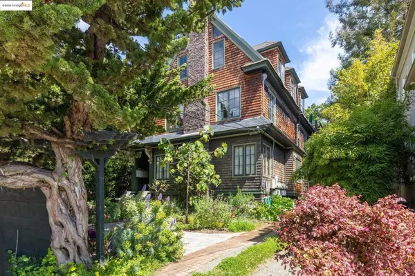 Berkeley, CA 94704,2633 Benvenue #3