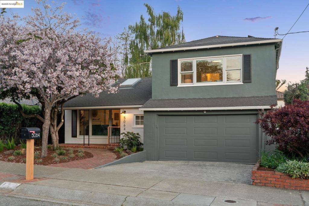 Oakland, CA 94602,5064 Kearney Ave