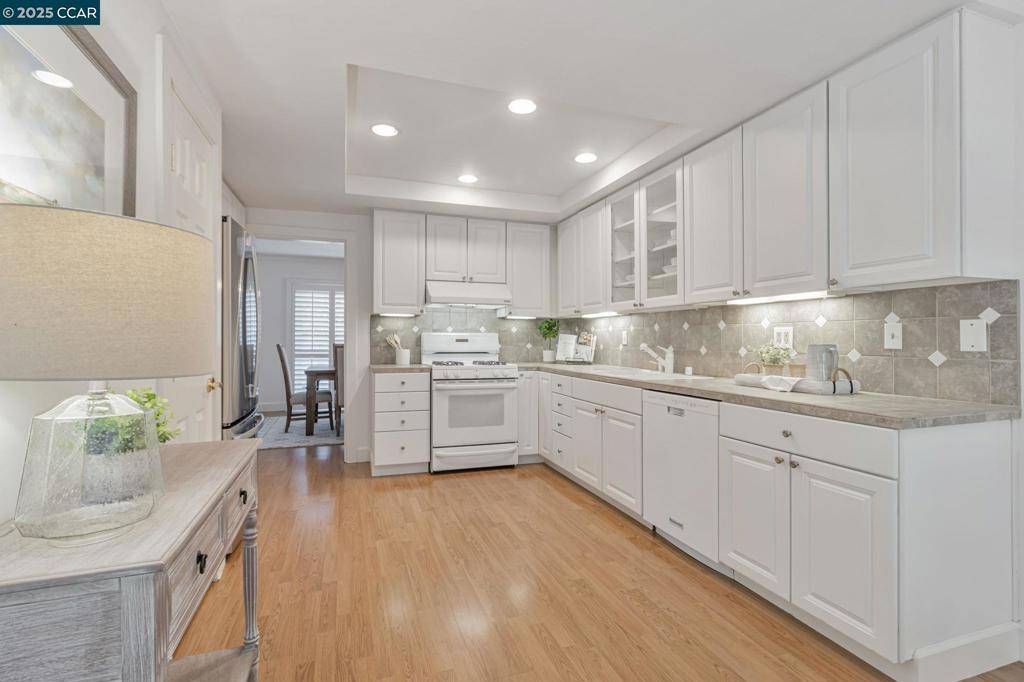 Moraga, CA 94556,3 Doral Dr