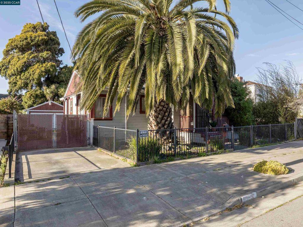 Richmond, CA 94805,3811 Clinton Ave