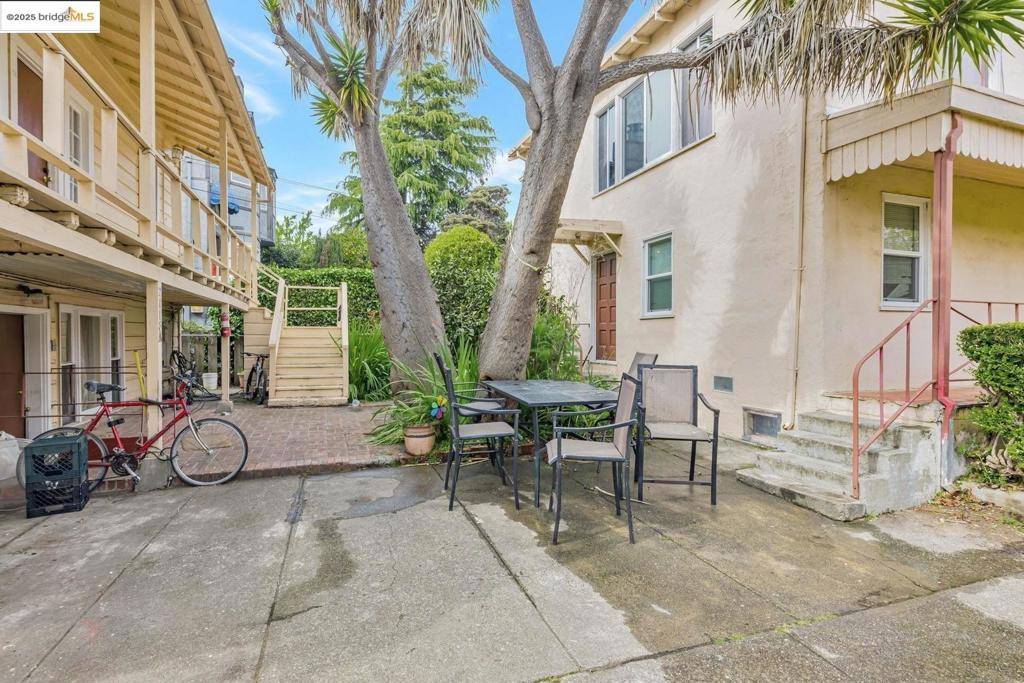 Berkeley, CA 94703,2118 California