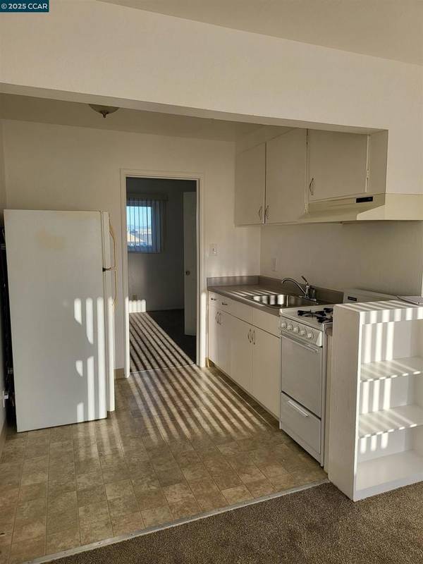 San Pablo, CA 94806,2488 Market Ave