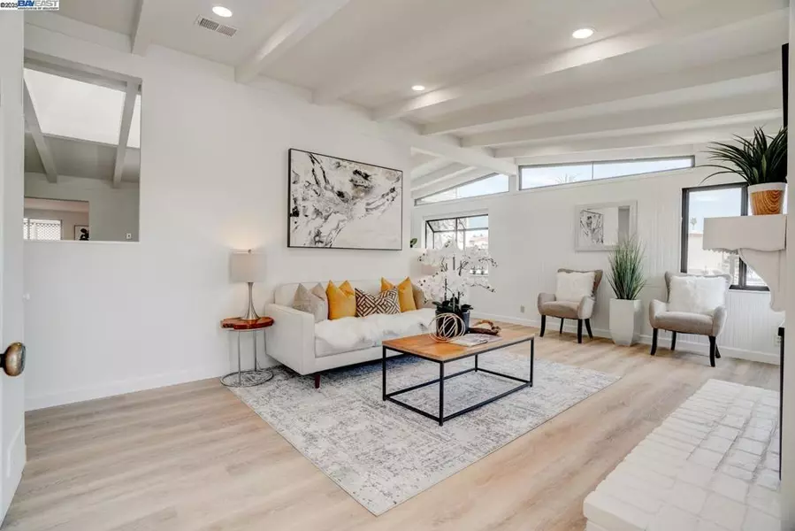 5209 Dupont Ave, Newark, CA 94560