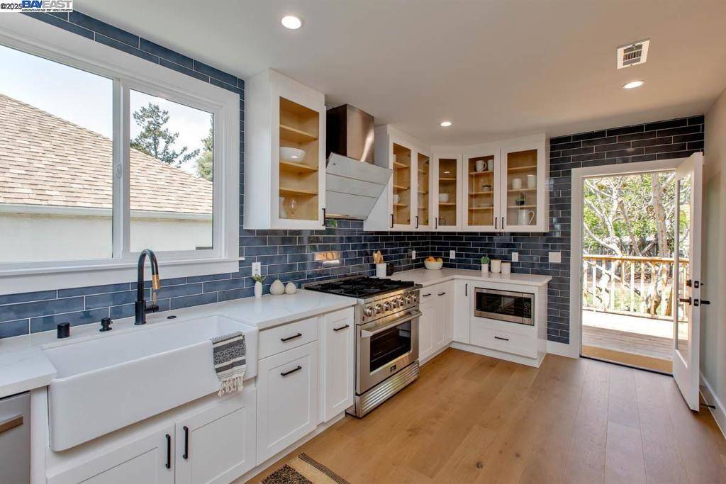 Oakland, CA 94602,2914 Georgia St