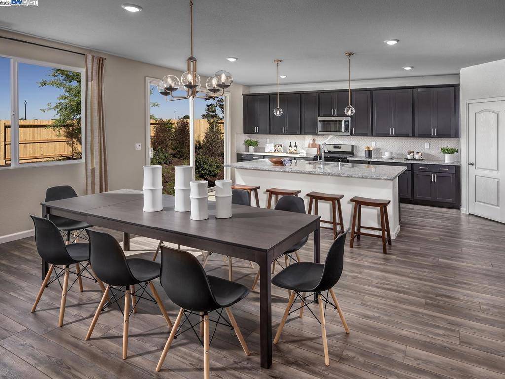 Antioch, CA 94509,5457 Mojave Way