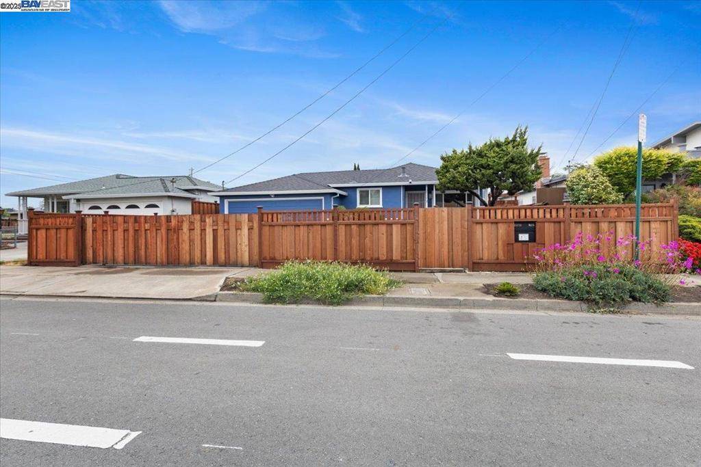 25172 Soto Rd, Hayward, CA 94544