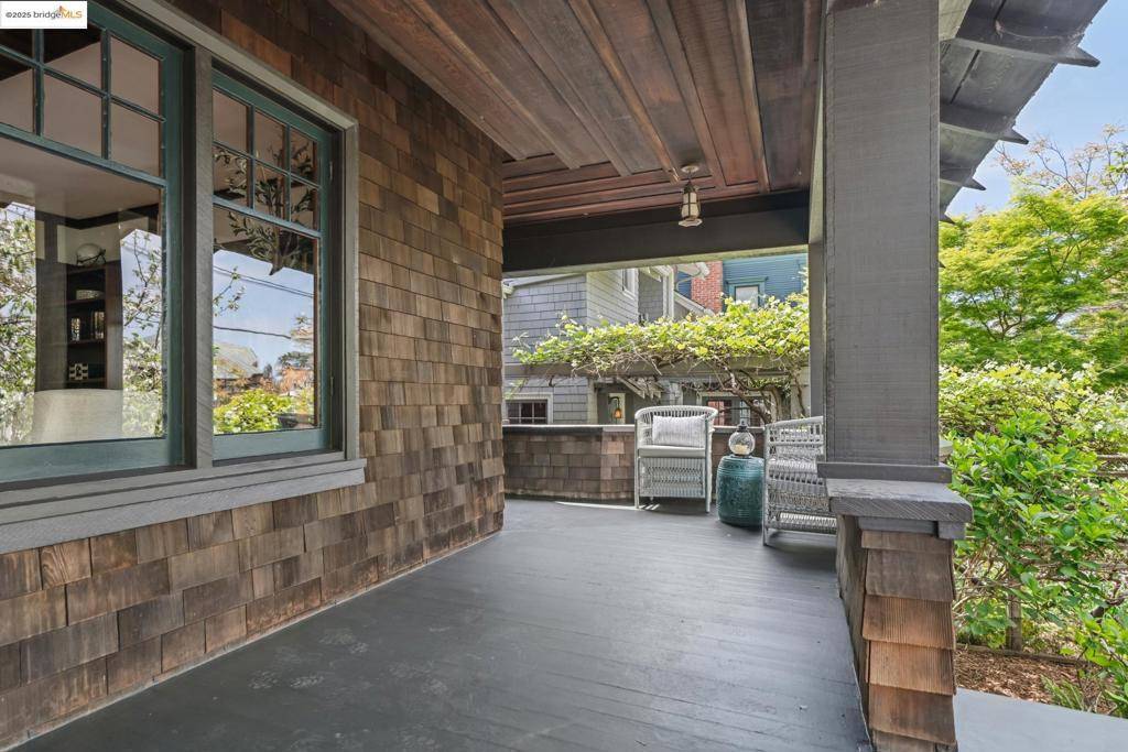 Berkeley, CA 94705,2722 Garber St