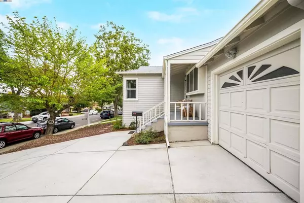 Castro Valley, CA 94546,19157 San Miguel Ave