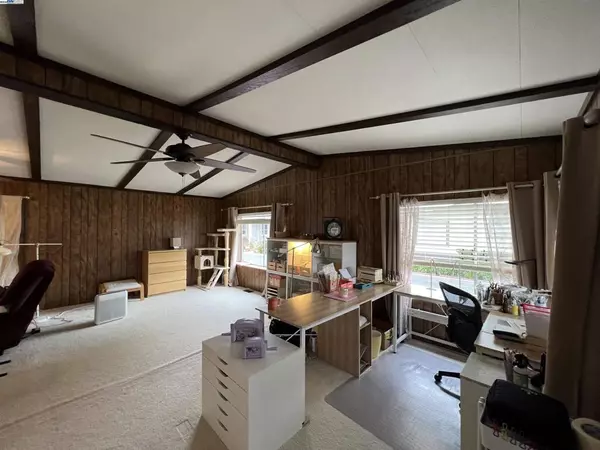 Sunnyvale, CA 94089,1050 Borregas Ave