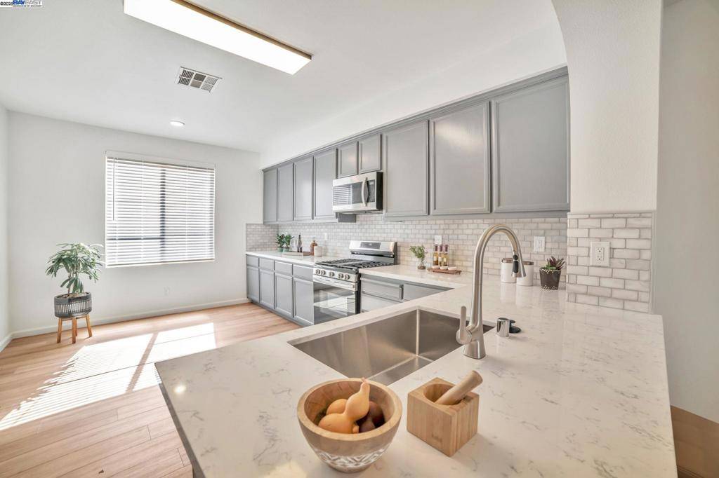 San Ramon, CA 94582,3312 Amaryllis Cir