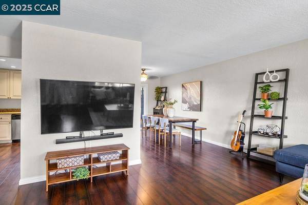 Martinez, CA 94553,56 Fountainhead Ct