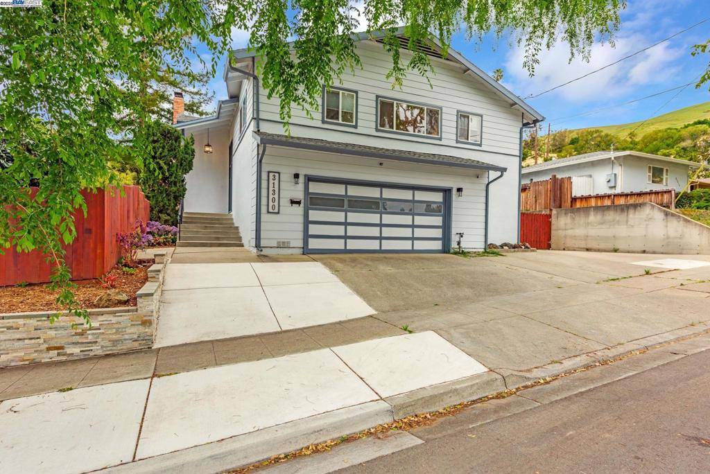 31300 Chicoine Ave, Hayward, CA 94544