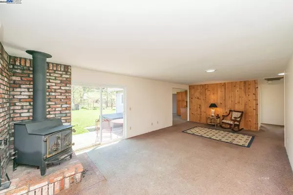 Weaverville, CA 96093,170 Lower Mill St.