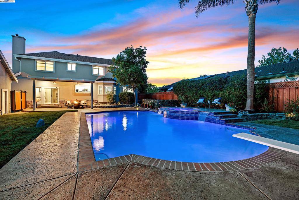 Livermore, CA 94550,1153 Sherry Way