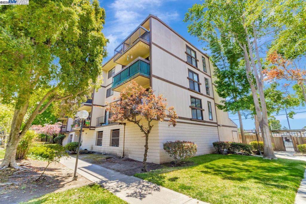 2021 Market Ave #211, San Pablo, CA 94806