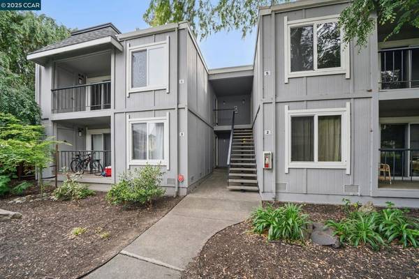 1530 Sunnyvale Ave #6,  Walnut Creek,  CA 94597