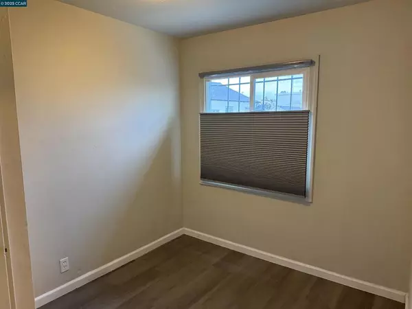 Oakland, CA 94601,4028 E 18Th St