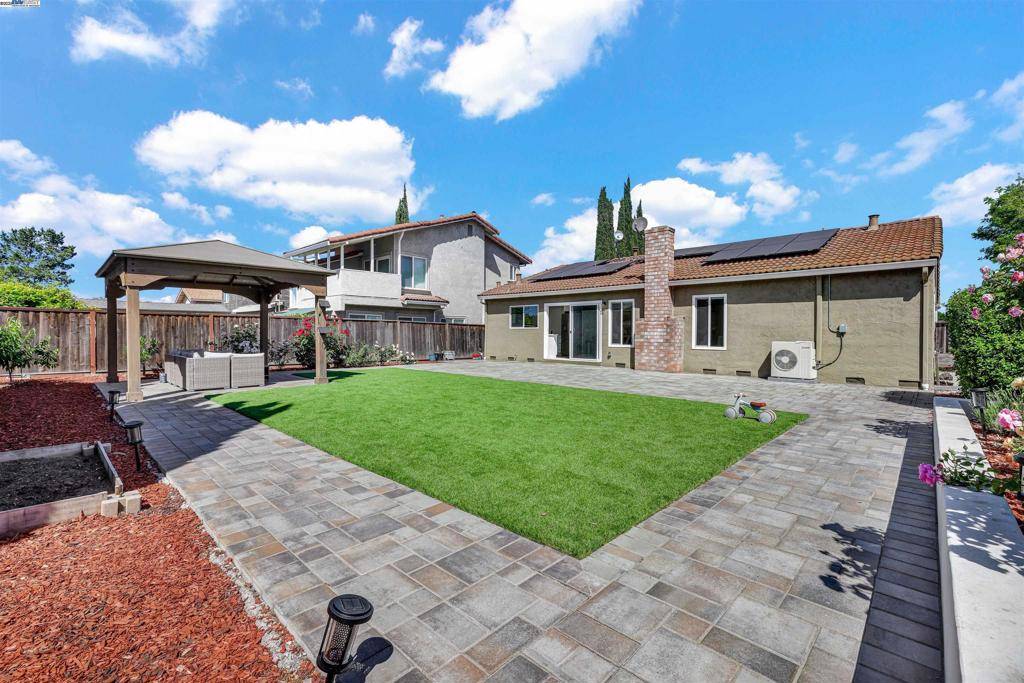 Fremont, CA 94539,225 Kansas Way