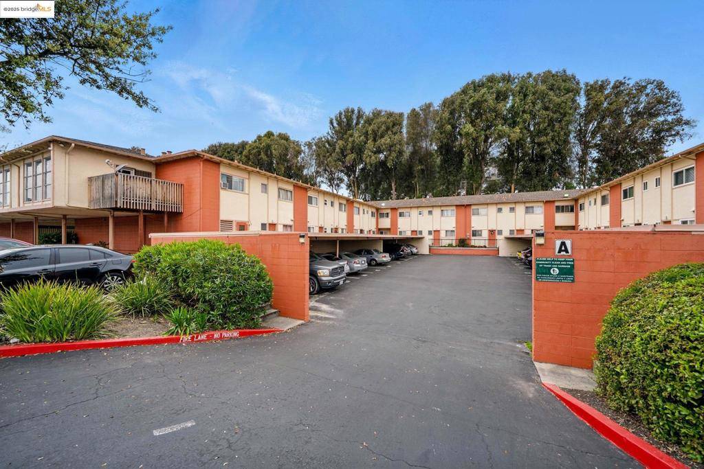 27505 Tampa Avenue, Hayward, CA 94544