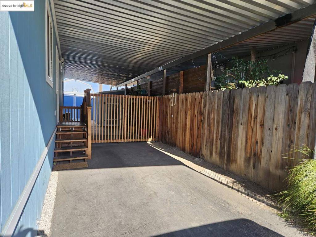 Pittsburg, CA 94565,216 Orangevale