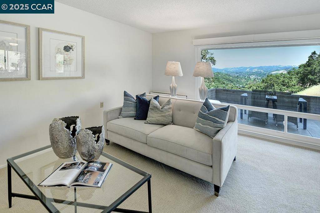 Walnut Creek, CA 94595,1268 Skycrest Dr #8