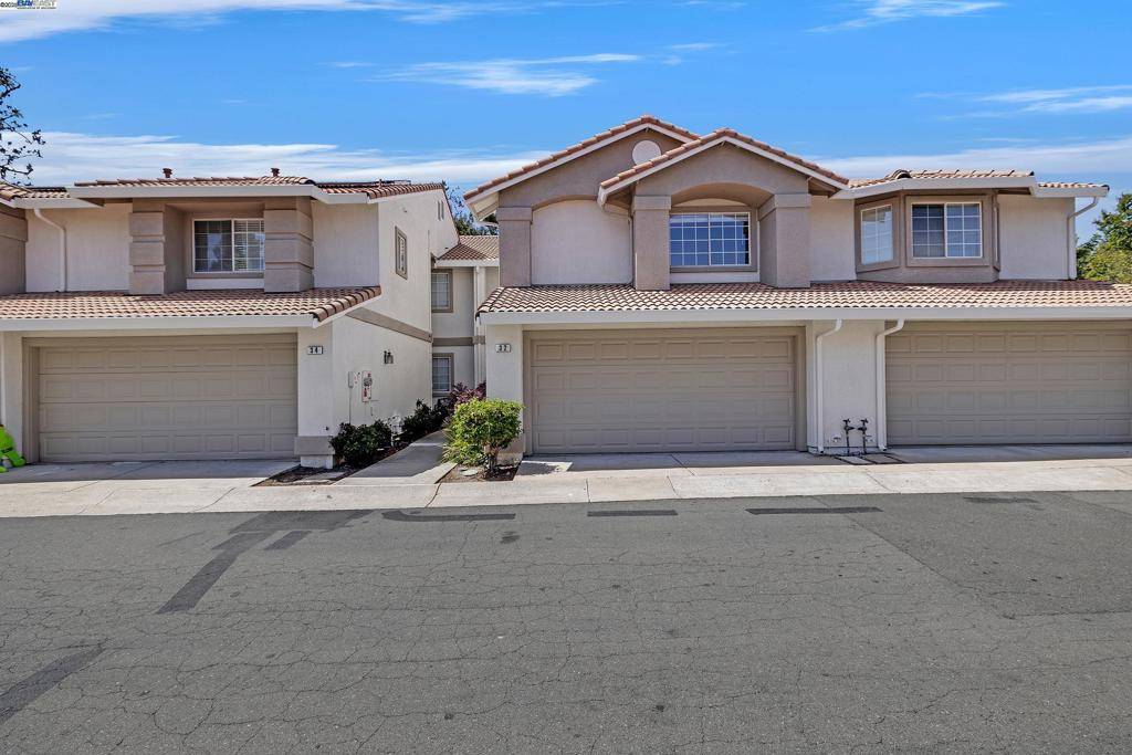32 Maximo Ct, Danville, CA 94506
