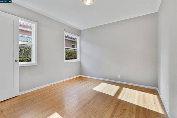 2522 Mcbryde Ave, Richmond, CA 94804