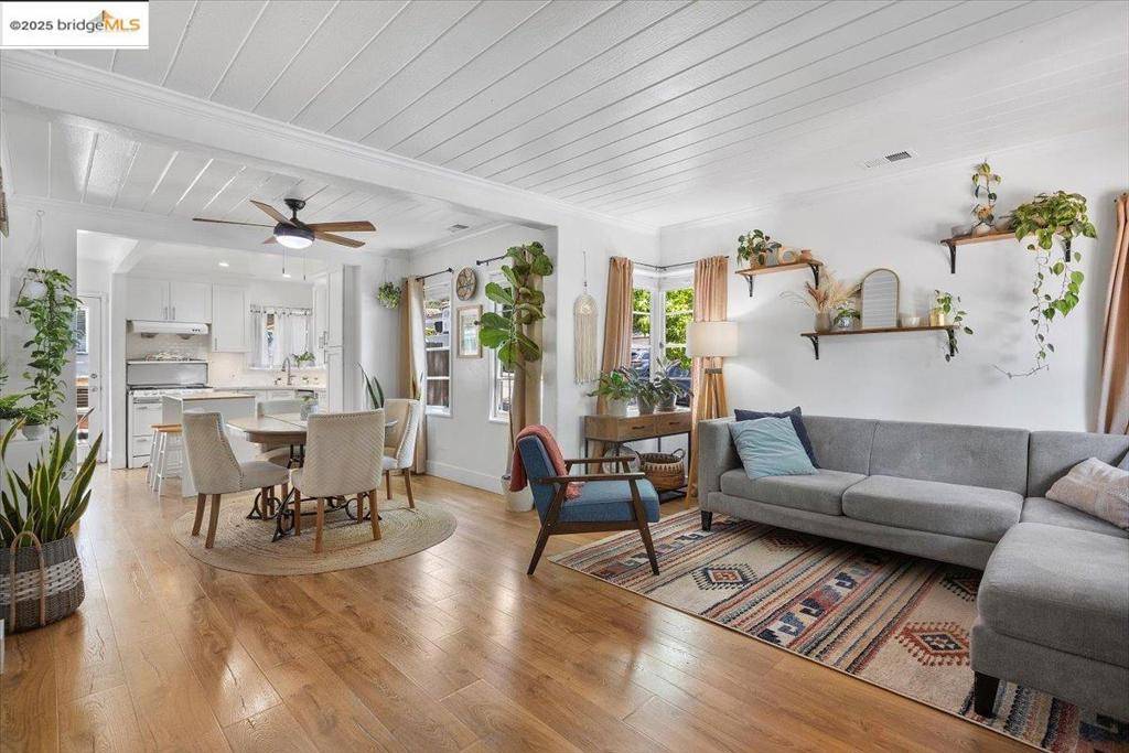 Oakland, CA 94602,3148 Sylvan Ave