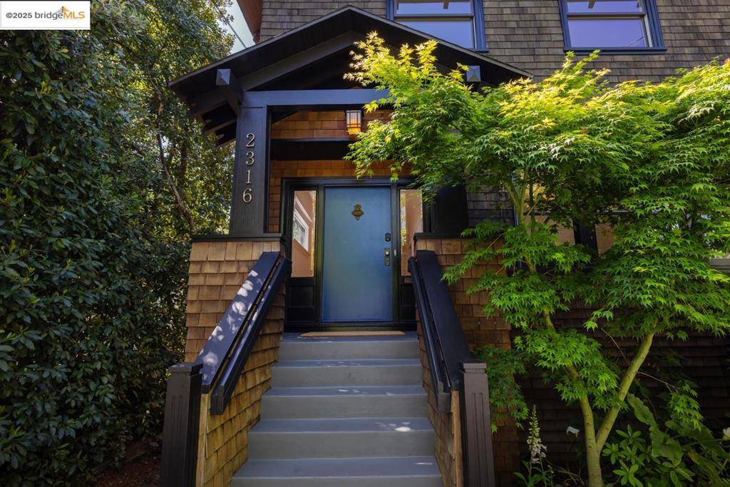 Berkeley, CA 94704,2316 Carleton St