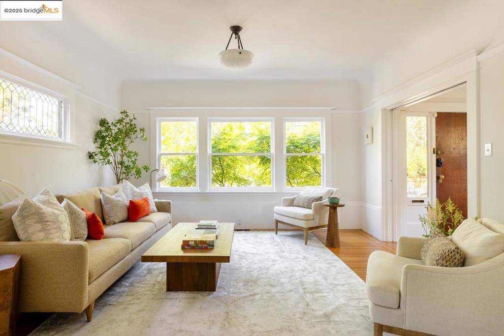 Berkeley, CA 94704,2316 Carleton St