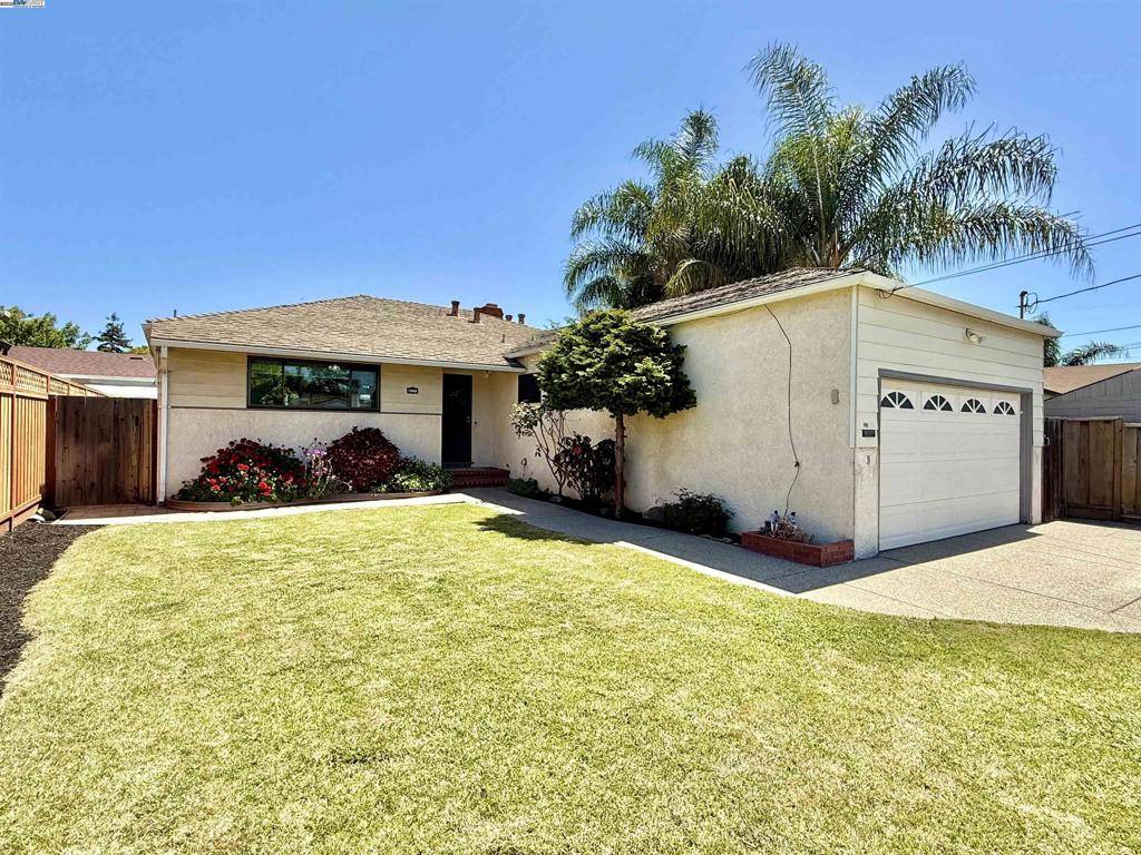 15966 Saint Johns Dr, San Lorenzo, CA 94580