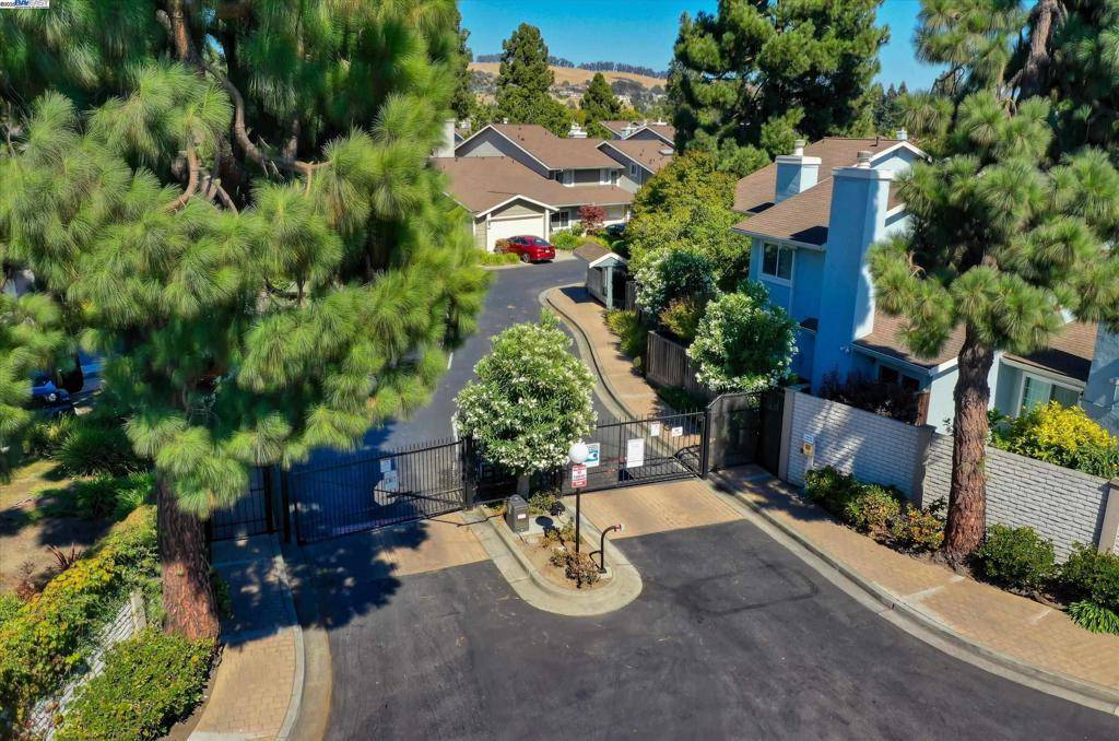 San Leandro, CA 94577,2389 Blackpool Pl