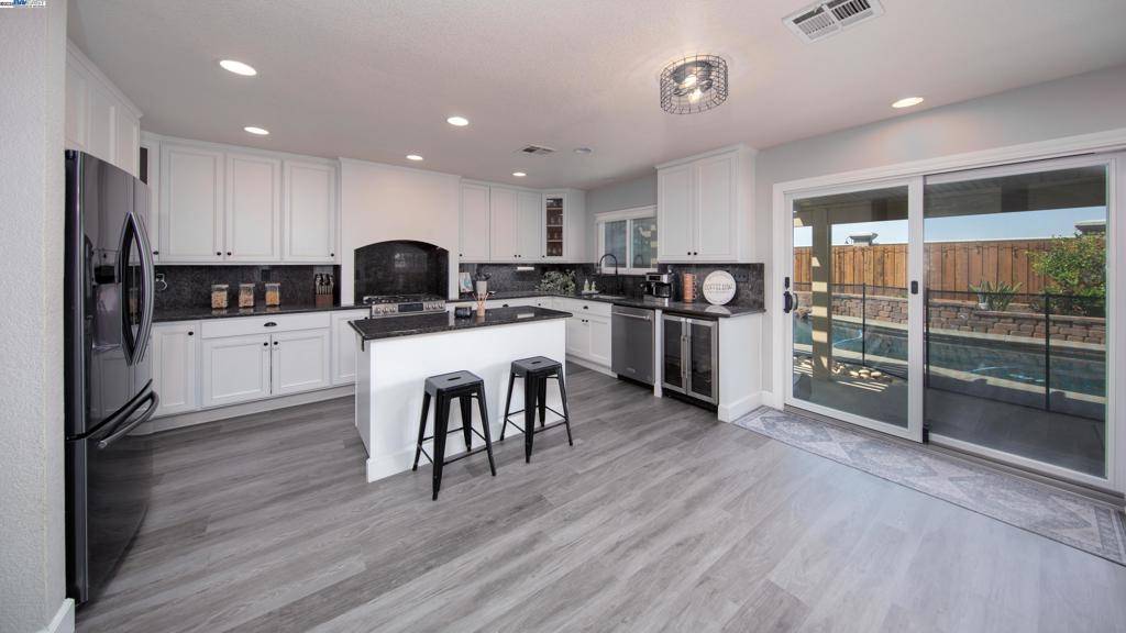 Tracy, CA 95377,3427 Patch Ln