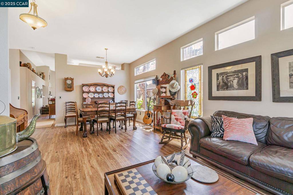 Antioch, CA 94531,4043 Banbury Way