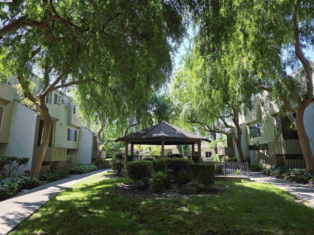 San Jose, CA 95129,320 Auburn Way #25