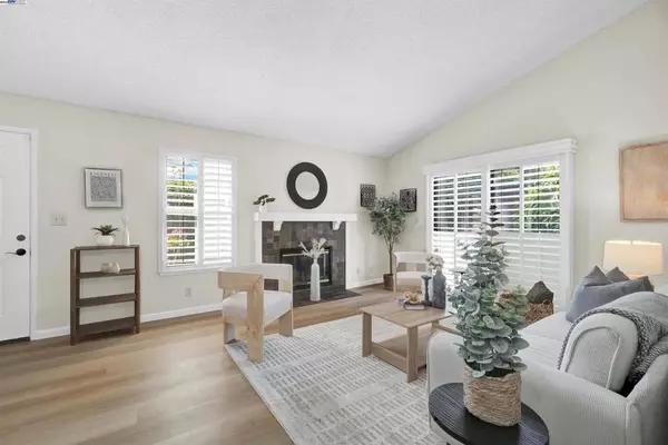 Hayward, CA 94544,29899 Taylor Ave