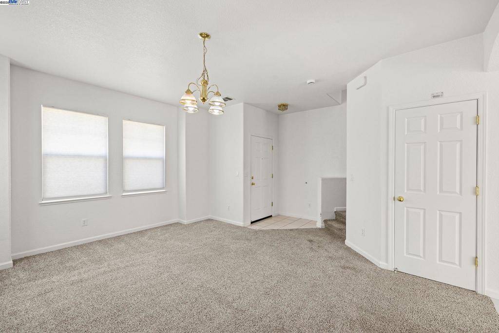Stockton, CA 95204,1522 Cat Tail Dr